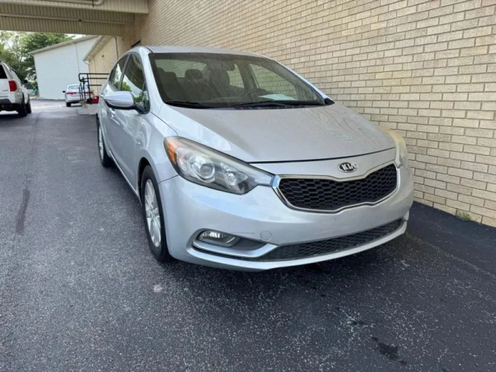 2016 Kia Forte LX's photo