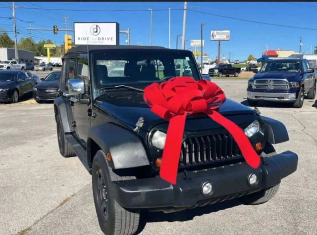 2012 Jeep Wrangler Unlimited Sport's photo