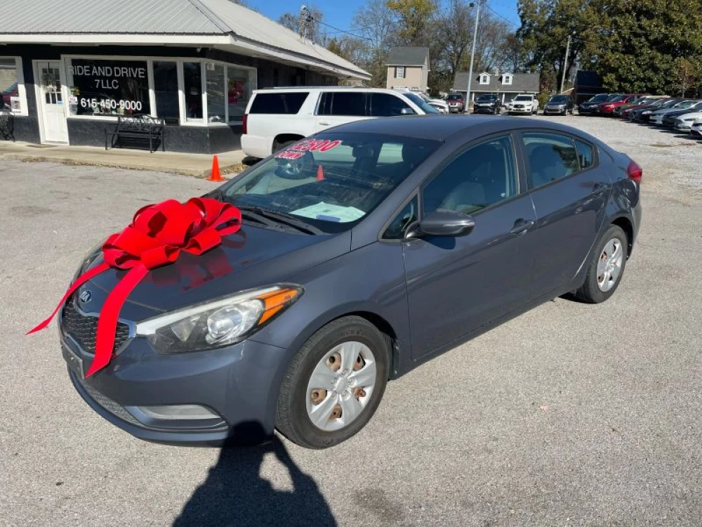 2015 Kia Forte LX's photo
