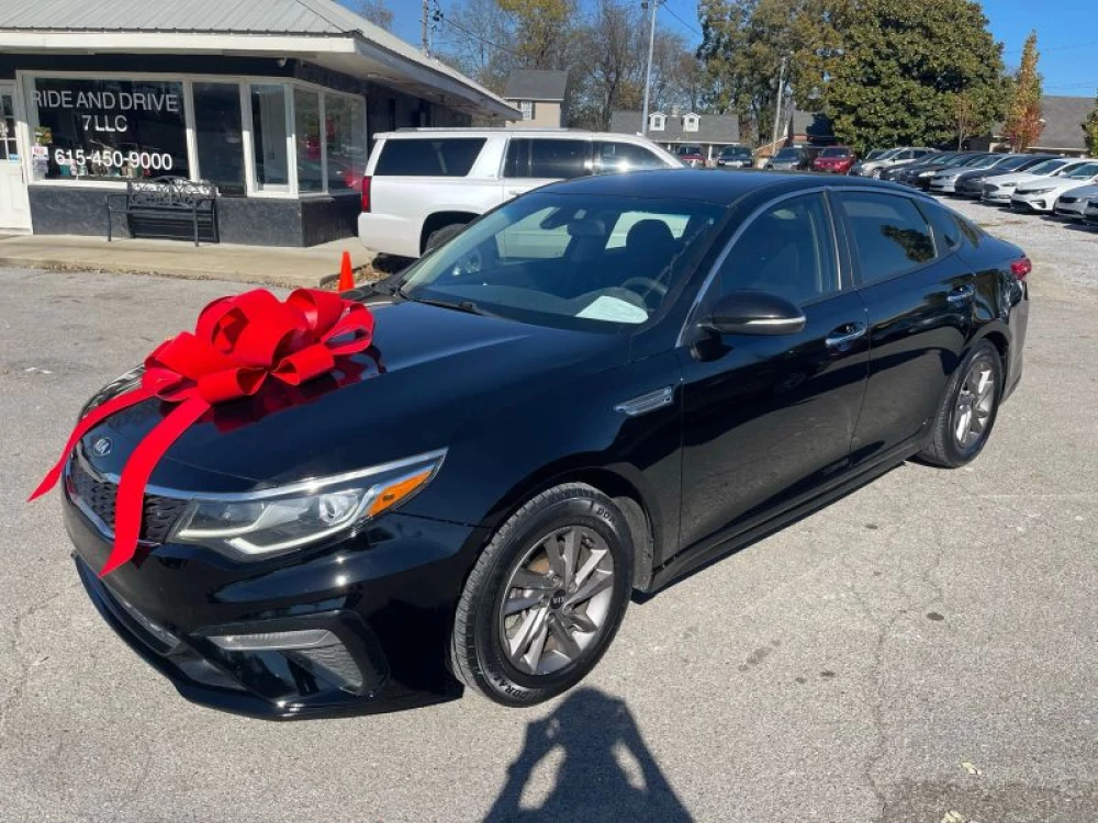 2020 Kia Optima LX's photo