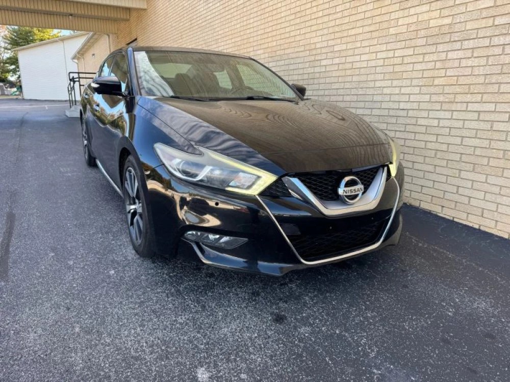 2017 Nissan Maxima Platinum's photo