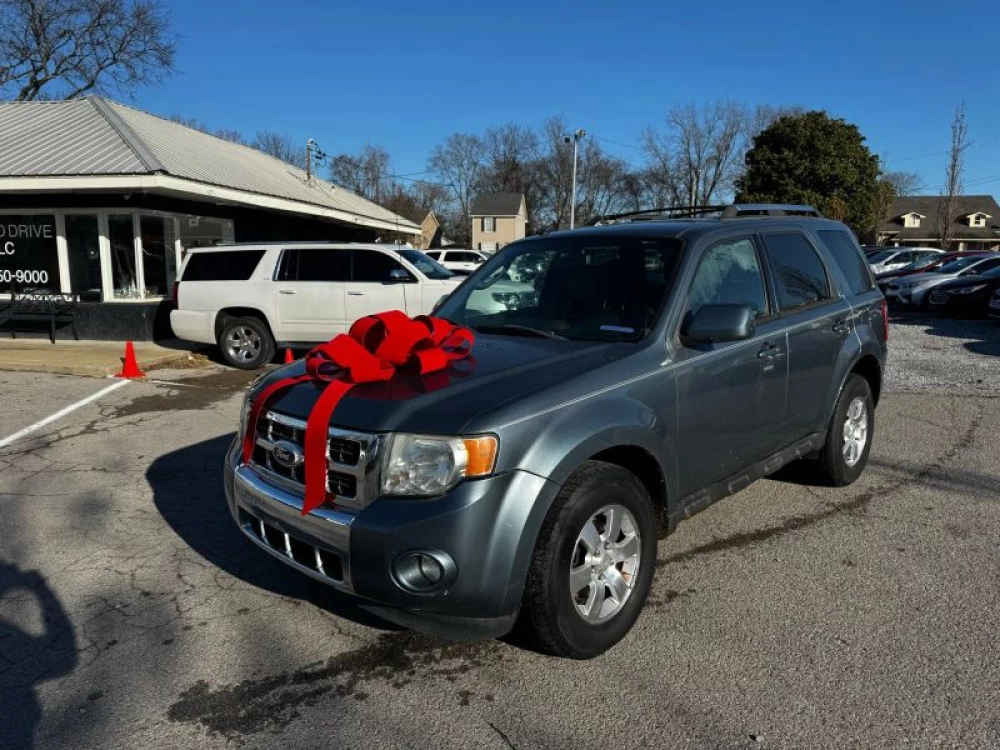2011 Ford Escape Limited's photo