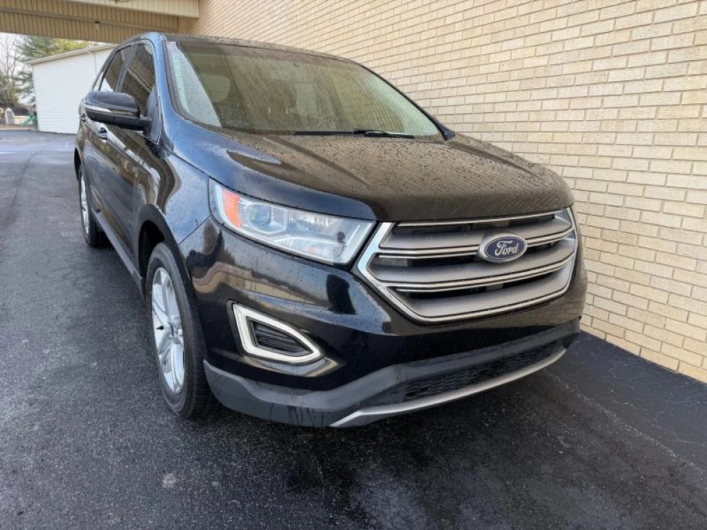 2017 Ford Edge Titanium's photo