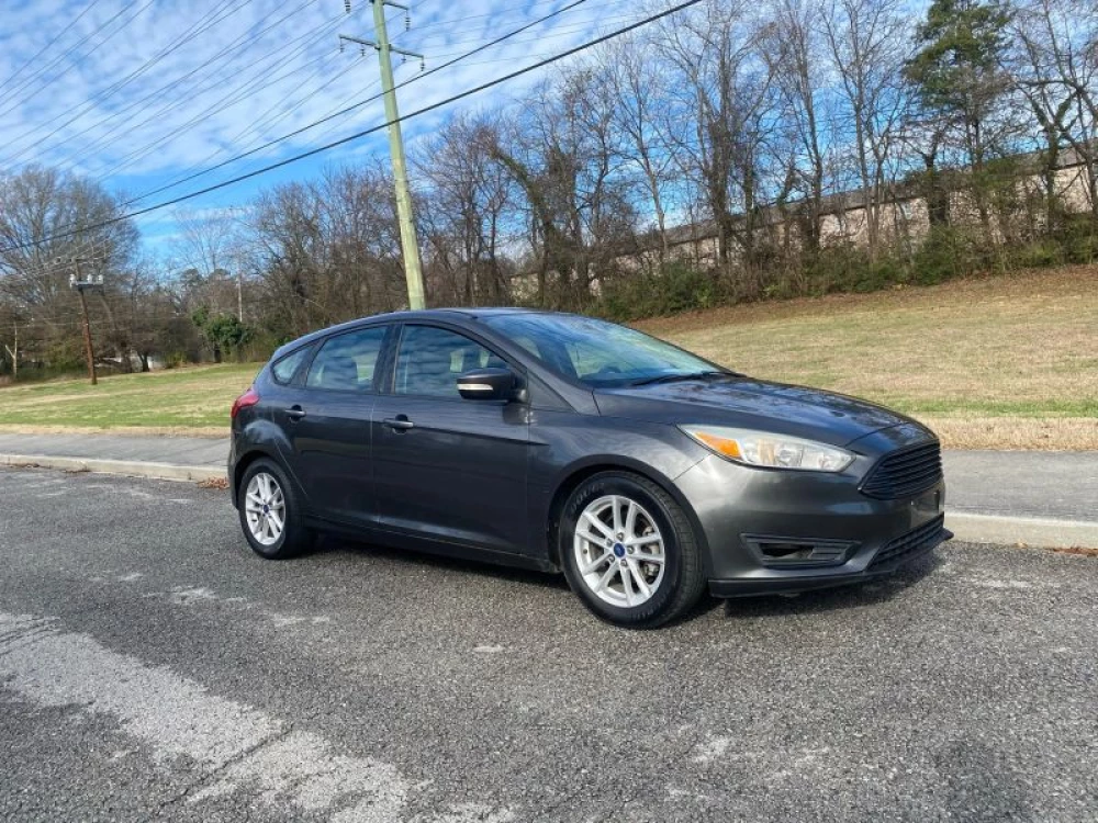 2015 Ford Focus SE's photo