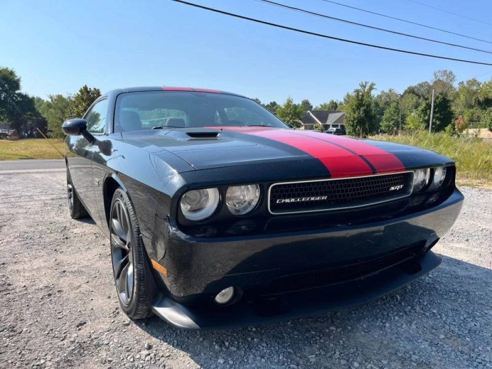2014 Dodge Challenger SRT8's photo