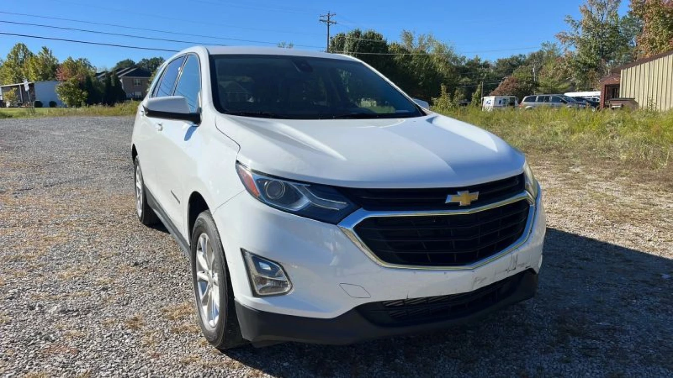 2020 Chevrolet Equinox LT's photo