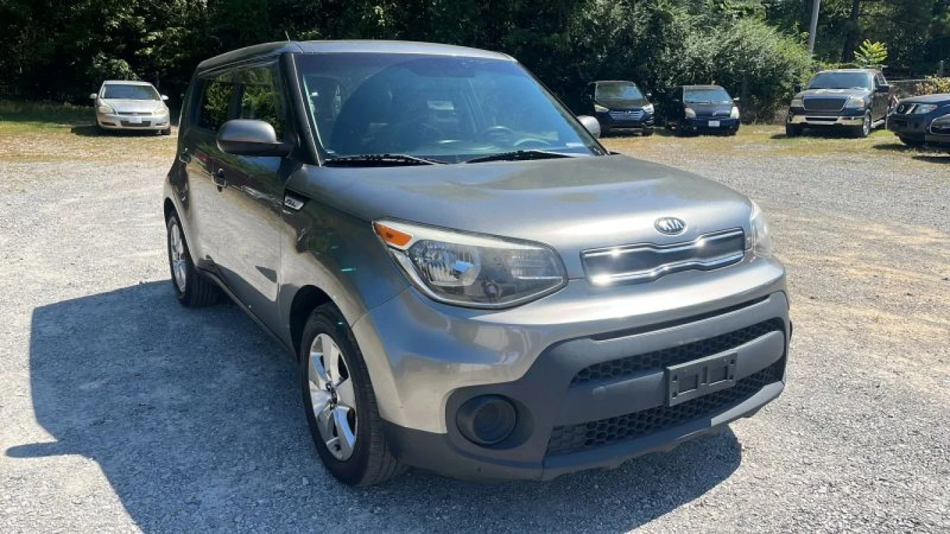 2018 Kia Soul Base's photo