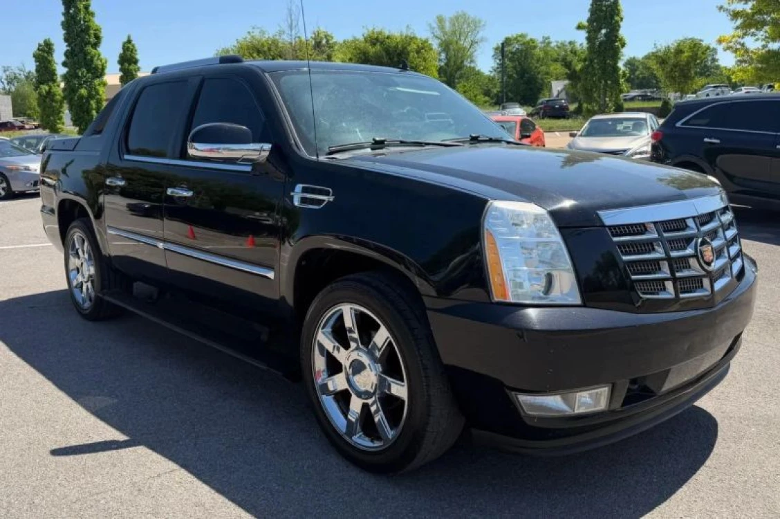2013 Cadillac Escalade EXT AWD Luxury's photo