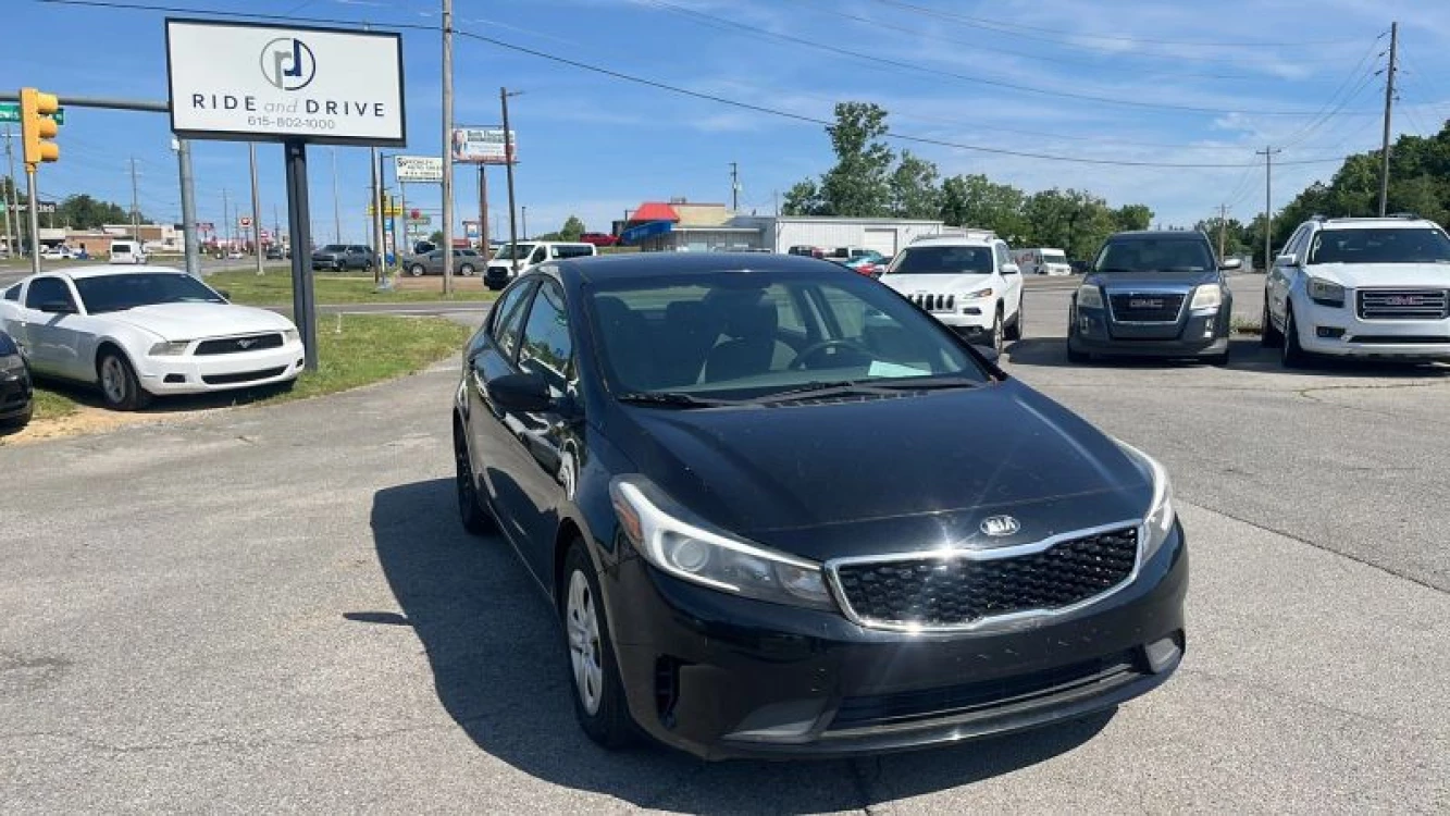 2017 Kia Forte LX AT's photo