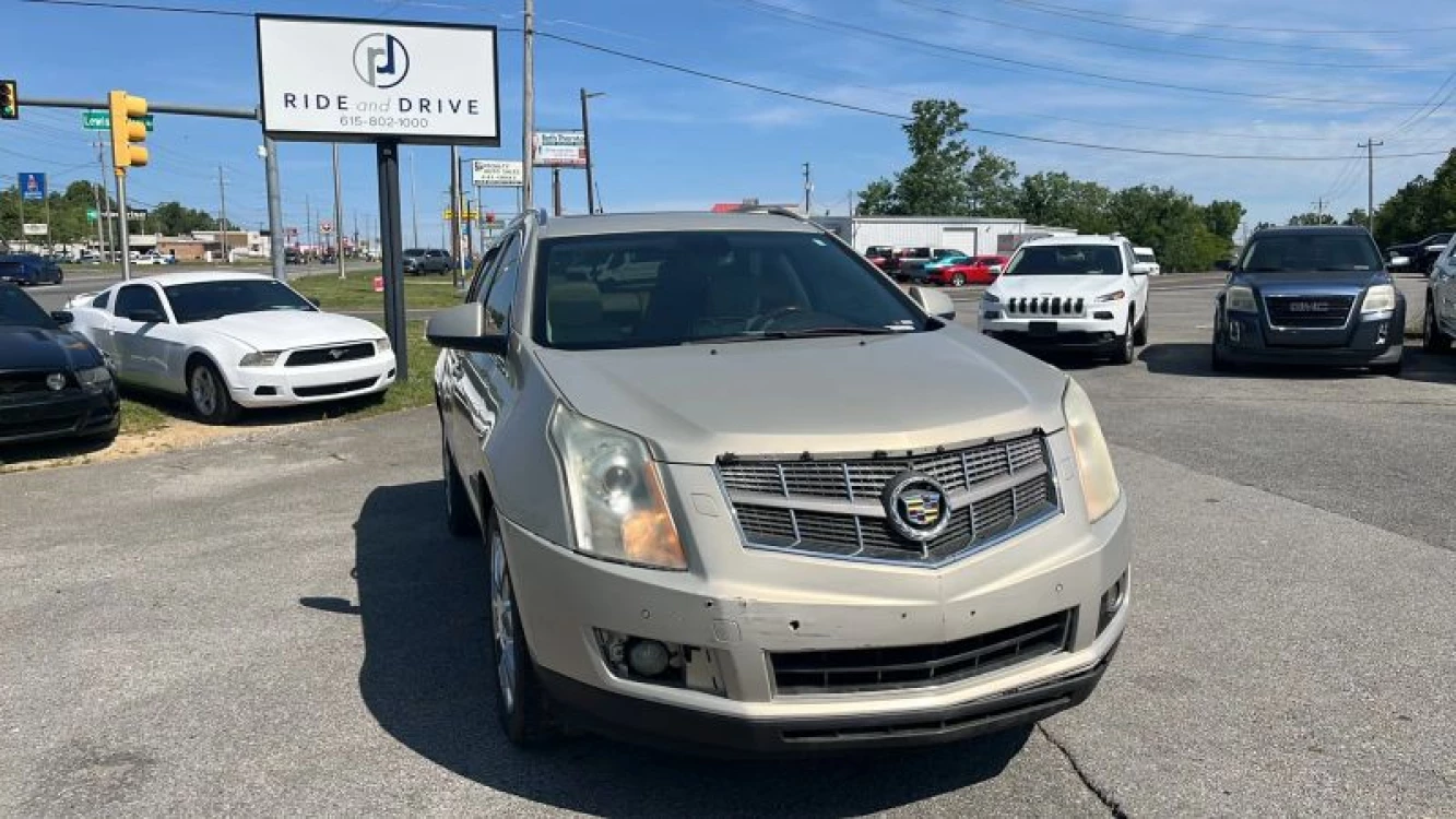 2010 Cadillac SRX FWD Performance Collection's photo