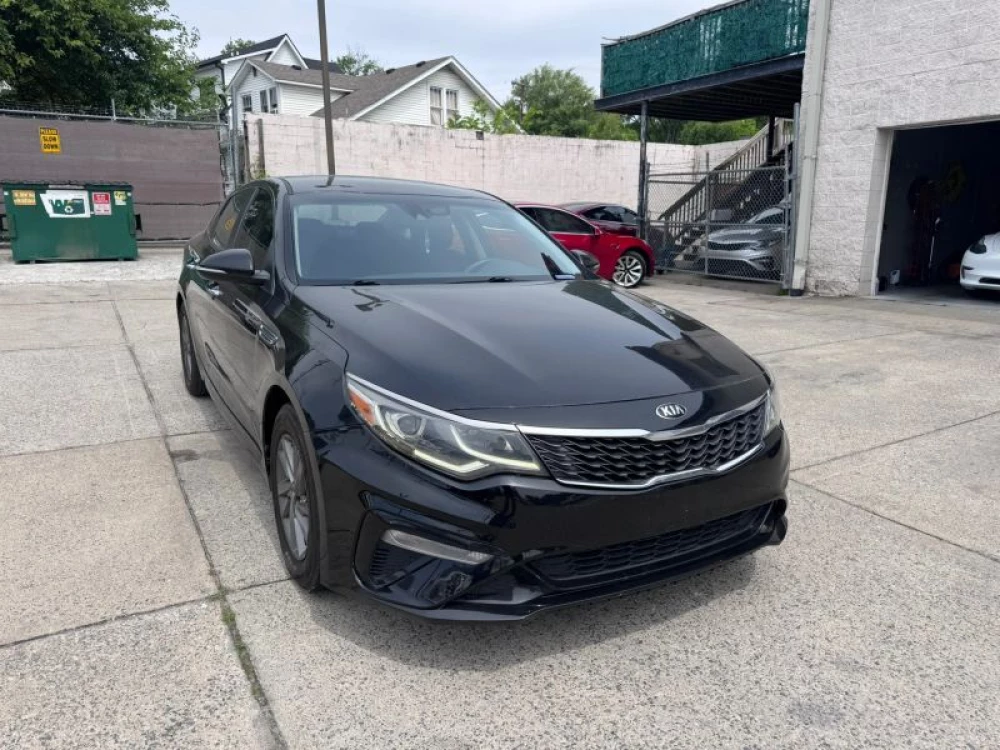 2020 Kia Optima LX AT's photo