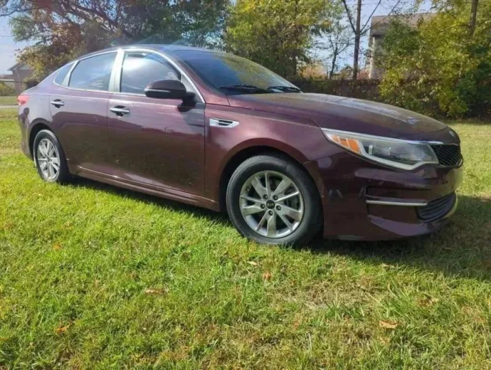 2016 Kia Optima LX AT's photo