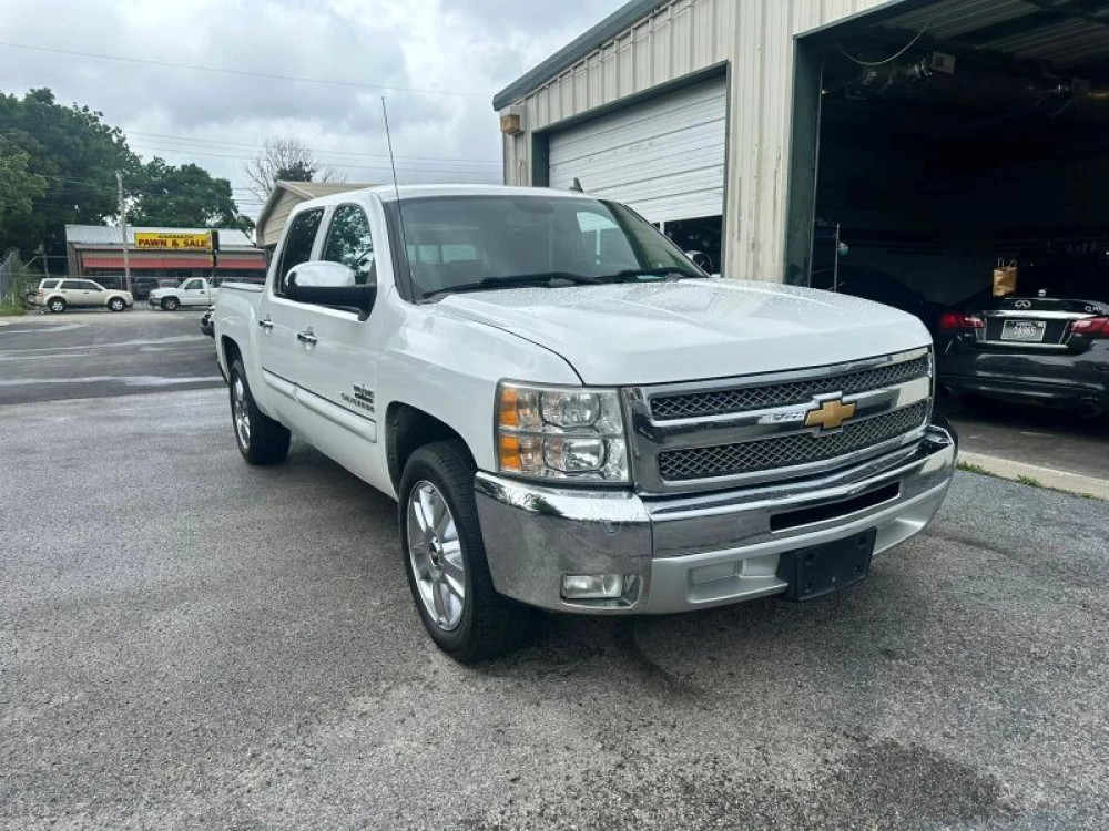 2013 Chevrolet Silverado 1500 LT Crew Cab's photo