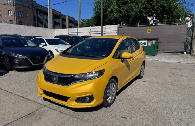 2018 Honda Fit LX - Photo 12