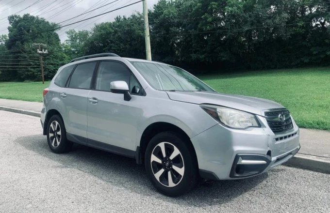 2017 Subaru Forester Premium - Photo 16