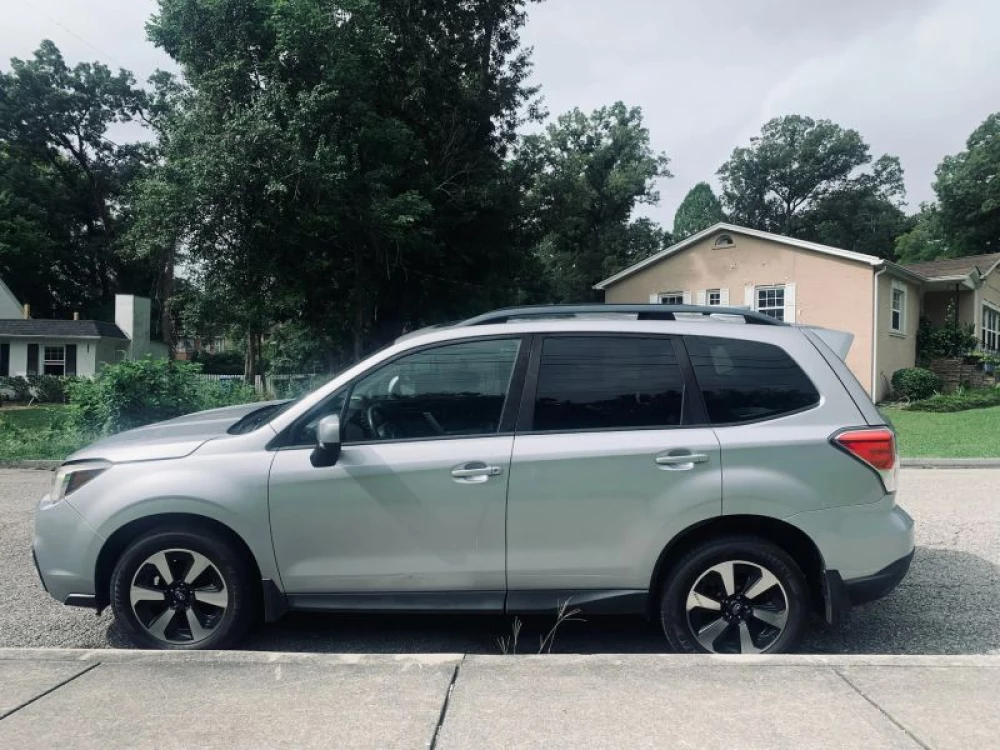 2017 Subaru Forester Premium - Photo 9