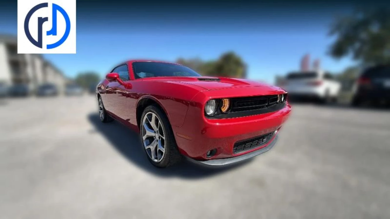 2015 Dodge Challenger SXT