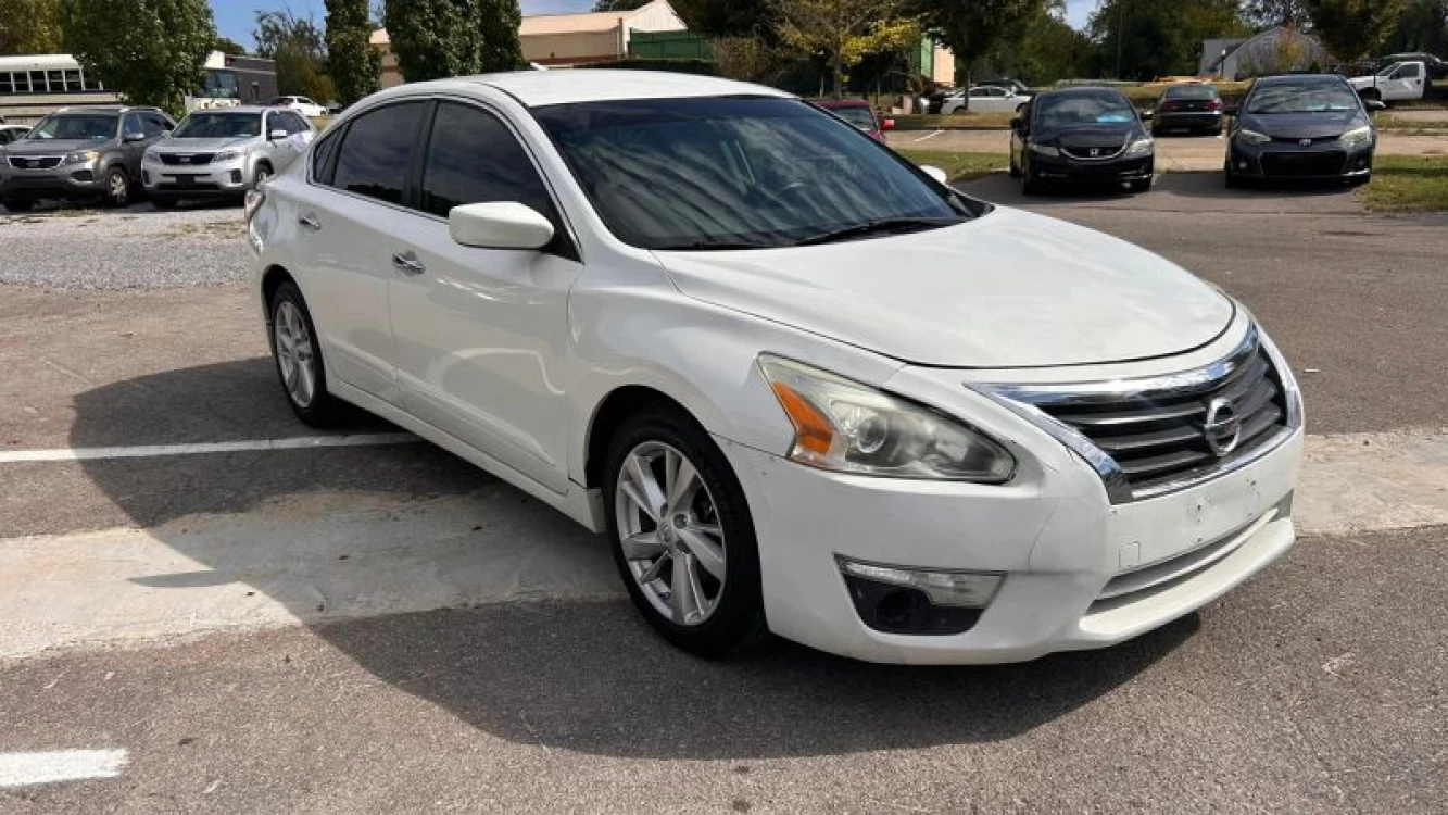 2015 Nissan Altima SV